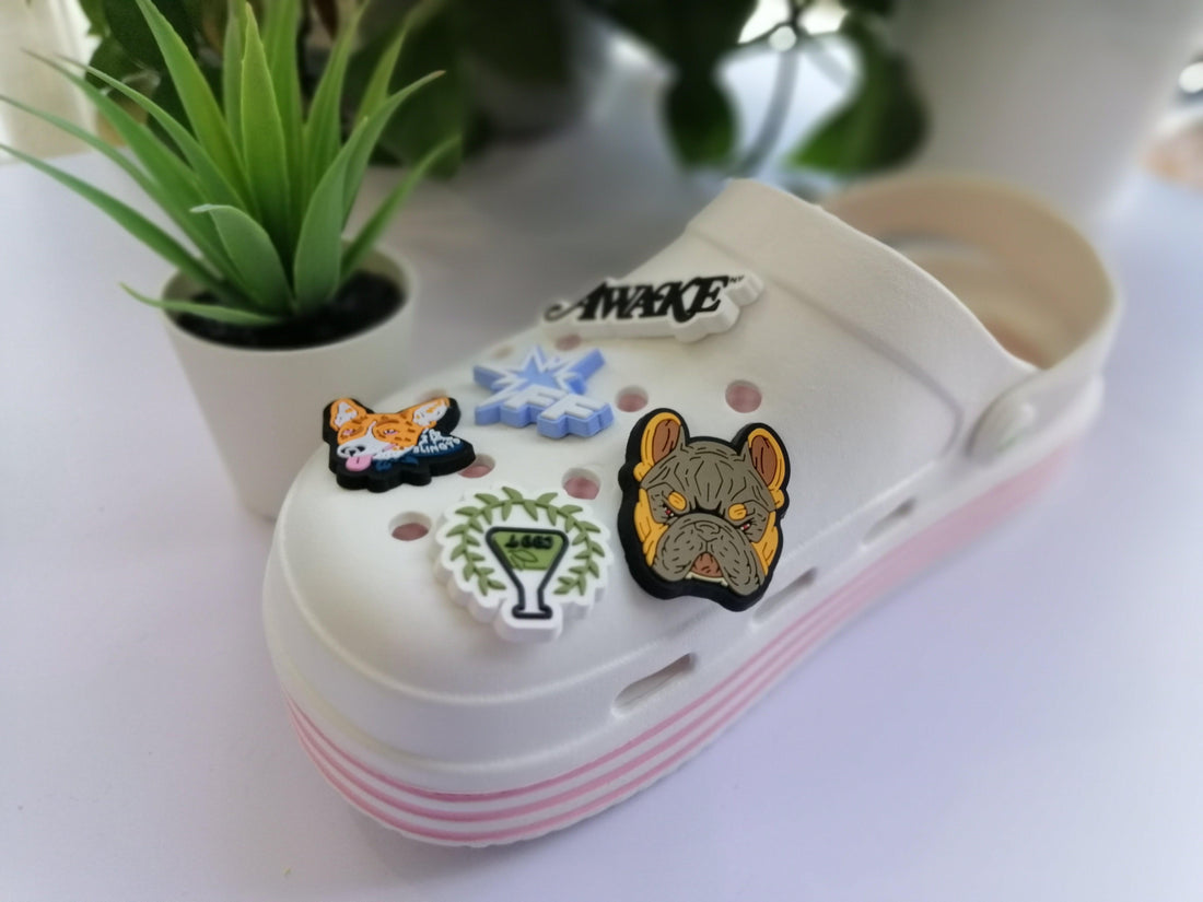 How to design croc charms？